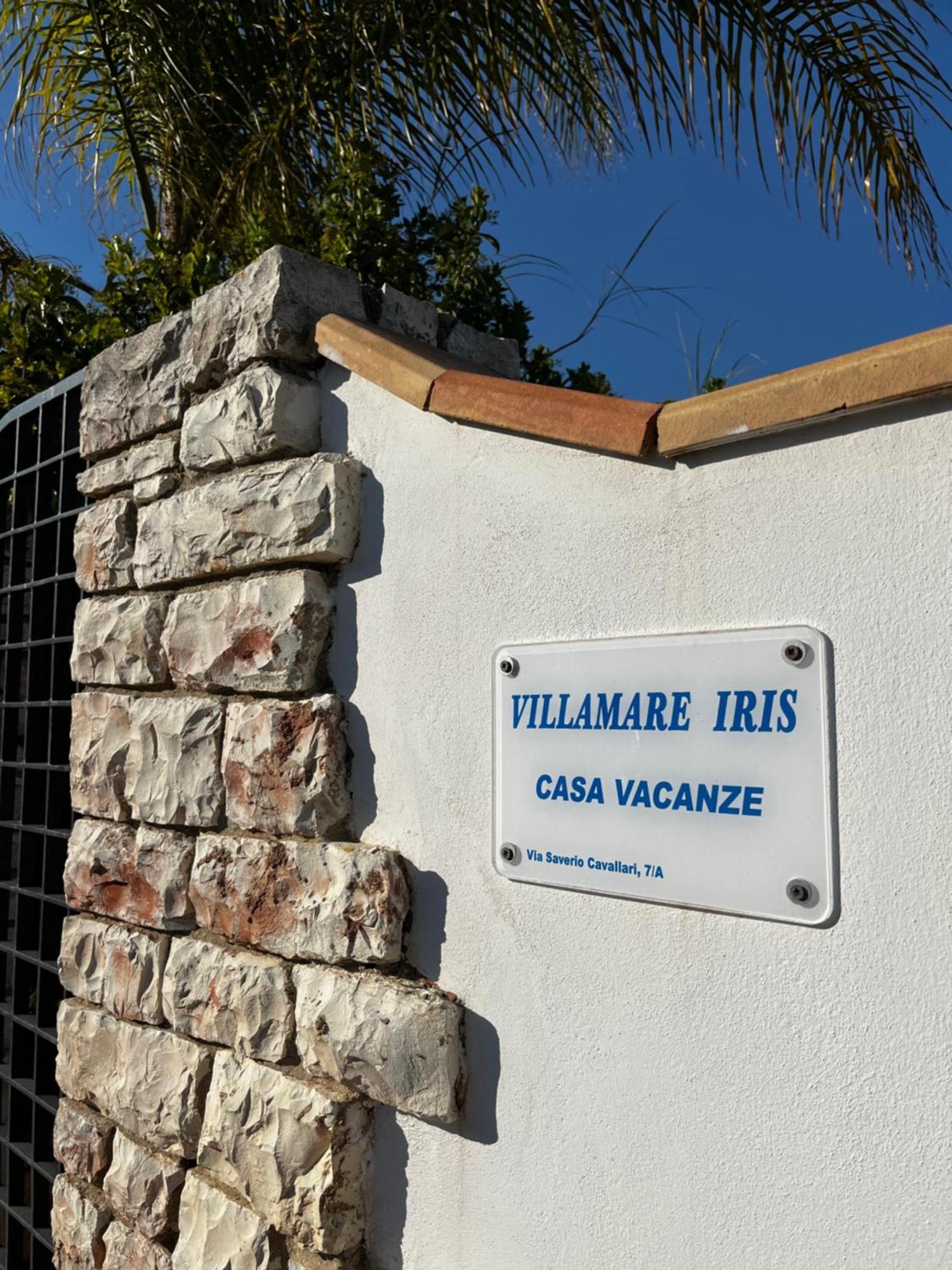 Villamare Iris Сан-Леоне Экстерьер фото